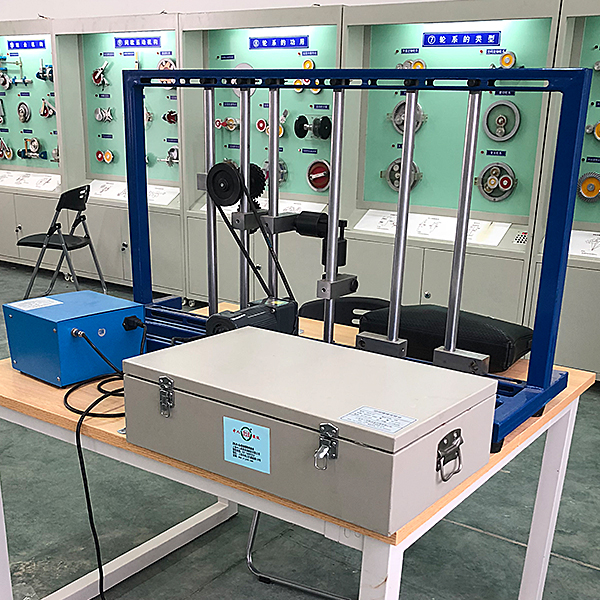 空間機(jī)構(gòu)運(yùn)動(dòng)方案設(shè)計(jì)演示實(shí)驗(yàn)臺(tái),整車電路系統(tǒng)示教實(shí)訓(xùn)臺(tái)